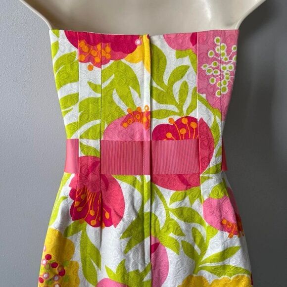 Lilly Pulitzer Colorful Vibrant Floral Strapless Dress Size 4 - Picture 4 of 10
